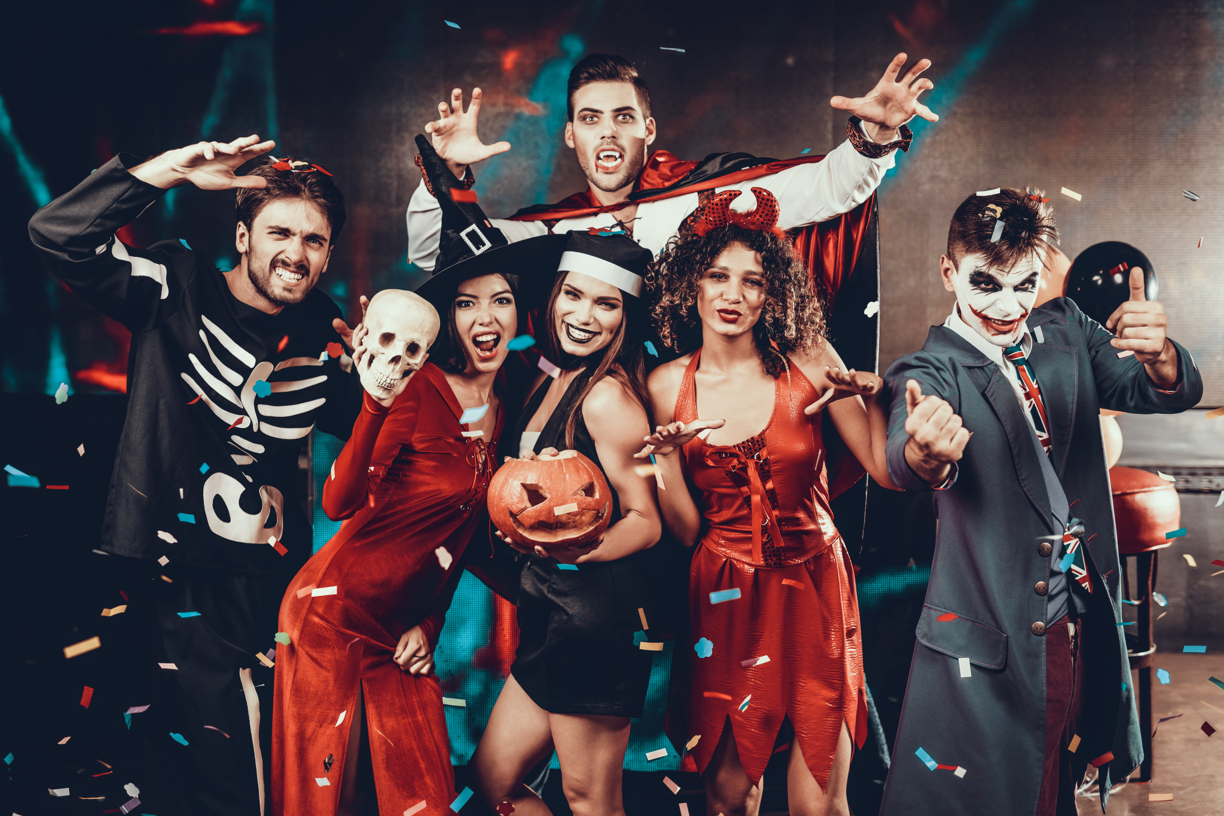 Costume